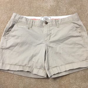 Old Navy 5in shorts